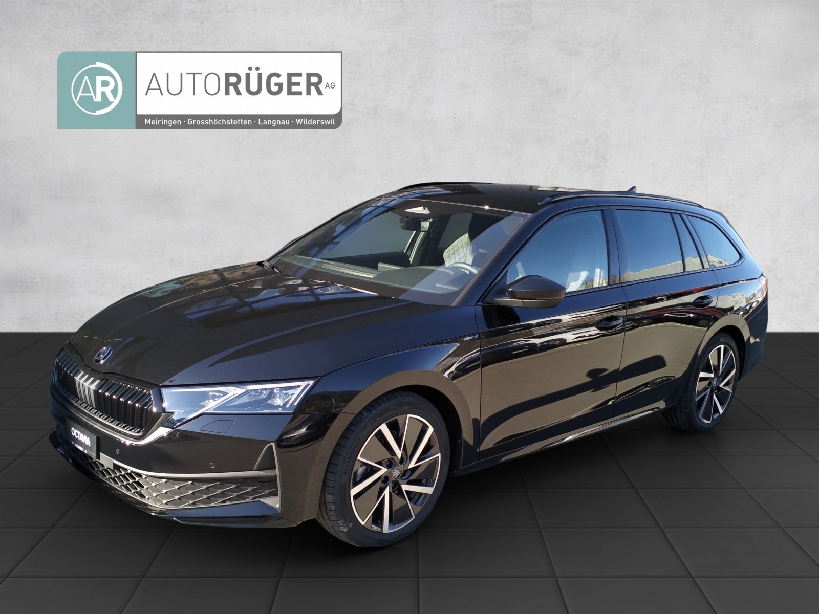 SKODA Octavia Combi 2.0 TSI DSG Dynamic 4x4