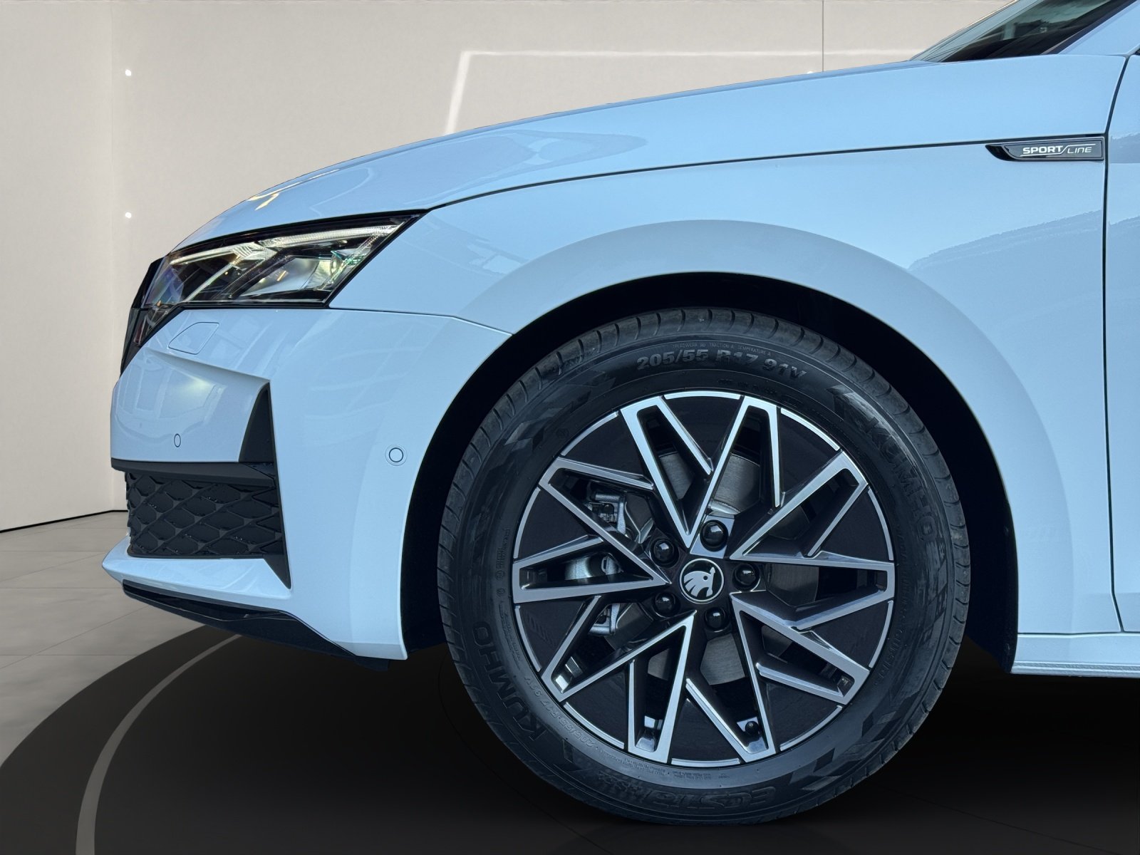 SKODA Octavia Combi 2.0 TSI Dynamic 4x4 DSG, Essence, Voiture nouvelle, Automatique - 4