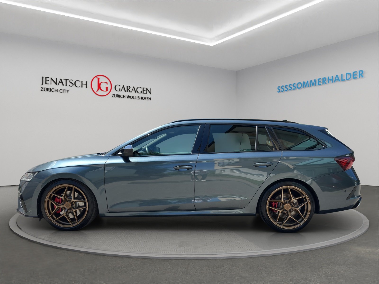 SKODA Octavia Combi 2.0 TSI RS DSG, Petrol, New car, Automatic - 2