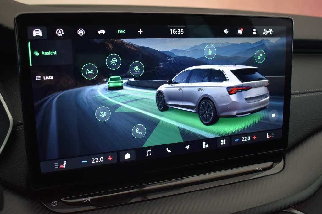 SKODA Octavia Combi 2.0 TSI DSG Sport Line 4x4, Benzin, Neuwagen, Automatik - 7