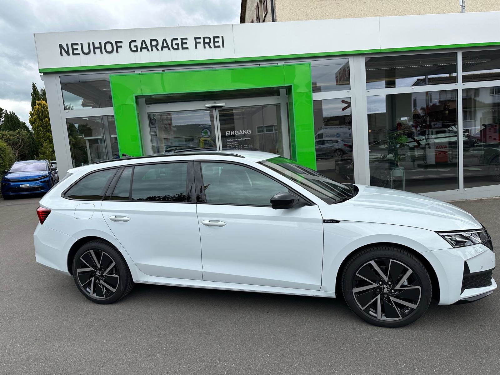 SKODA Octavia Combi 2.0 TSI DSG Sport Line 4x4, Benzina, Auto nuove, Automatico - 4