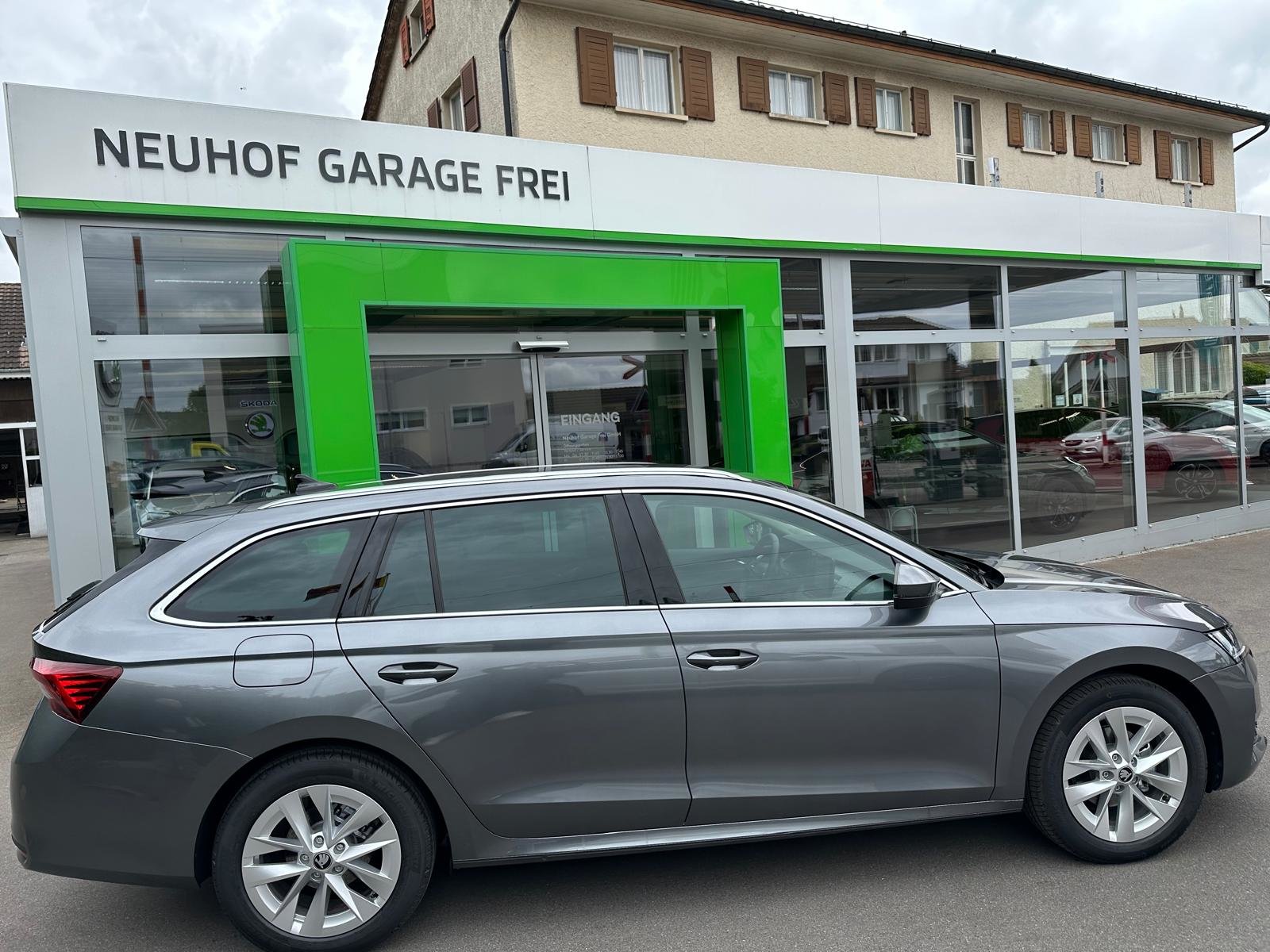 SKODA Octavia Combi 1.5 TSI mHEV DSG Selection, Mild-Hybrid Petrol/Electric, New car, Automatic - 4