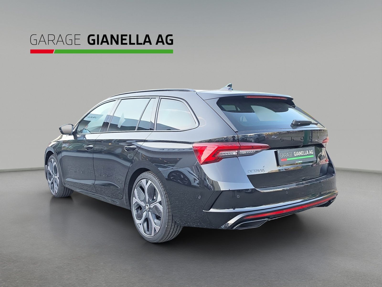 SKODA Octavia RS 30 Years Edition (Netto), Essence, Voiture nouvelle, Automatique - 3