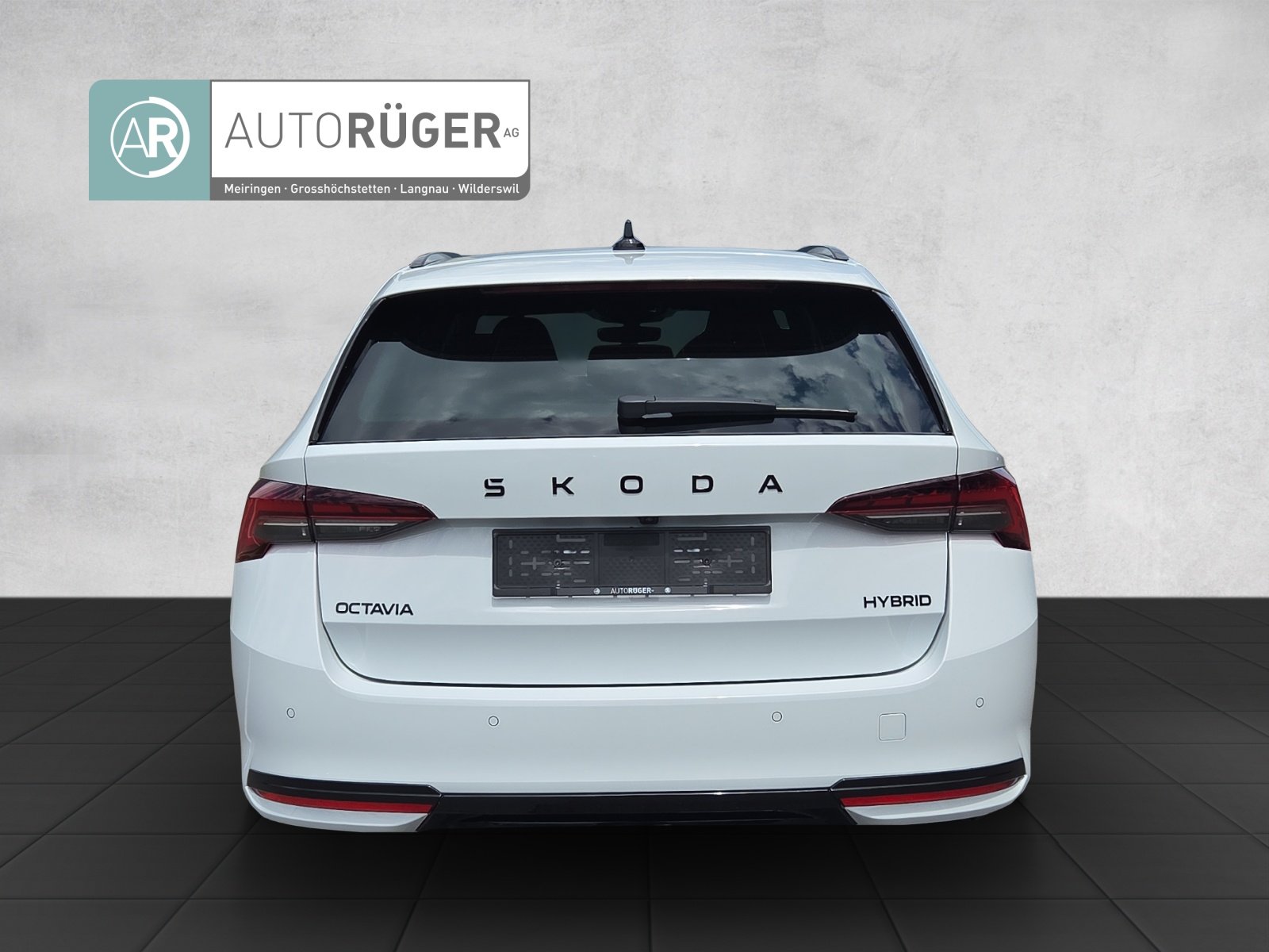 SKODA Octavia Combi 1.5 TSI mHEV DSG Sport Line, Hybride Léger Essence/Électricité, Voiture nouvelle, Automatique - 5