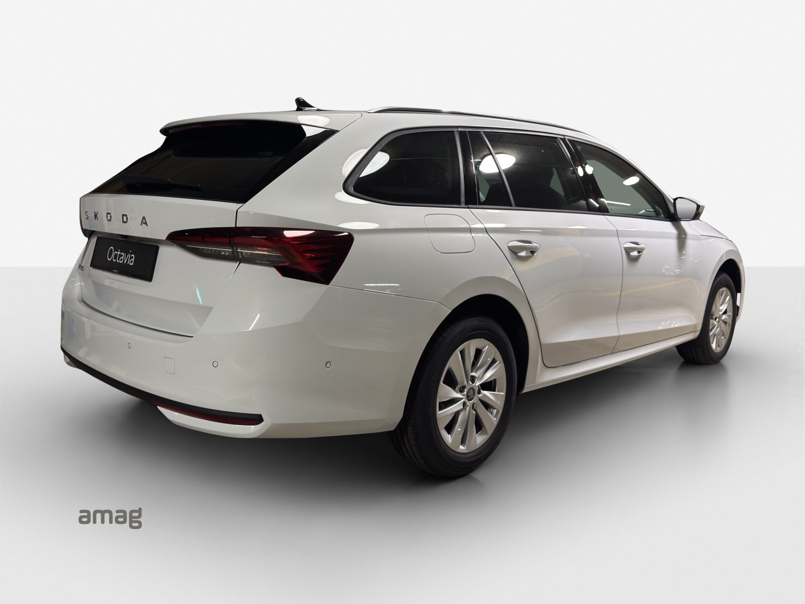 SKODA Octavia Selection, Diesel, New car, Automatic - 5