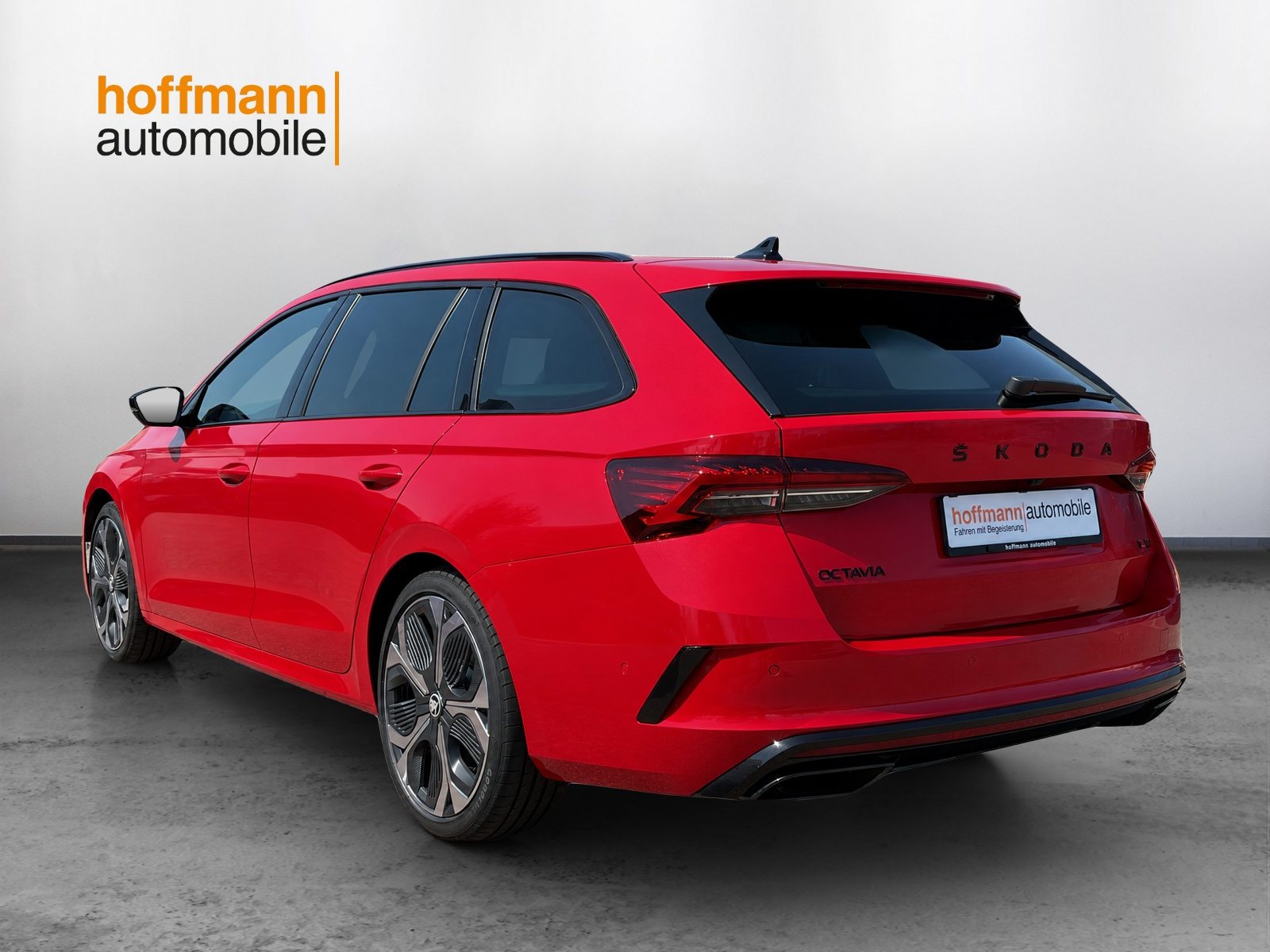 SKODA Octavia RS 30 Years Edition (Netto), Essence, Voiture nouvelle, Automatique - 6