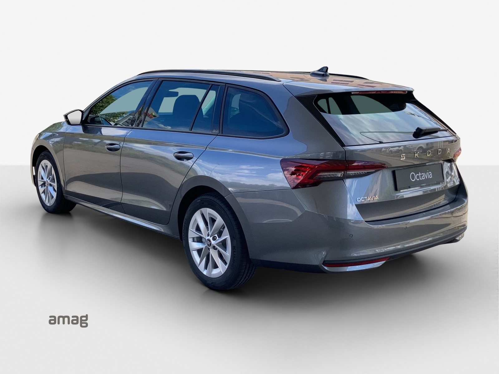 SKODA Octavia Selection, Petrol, New car, Automatic - 3
