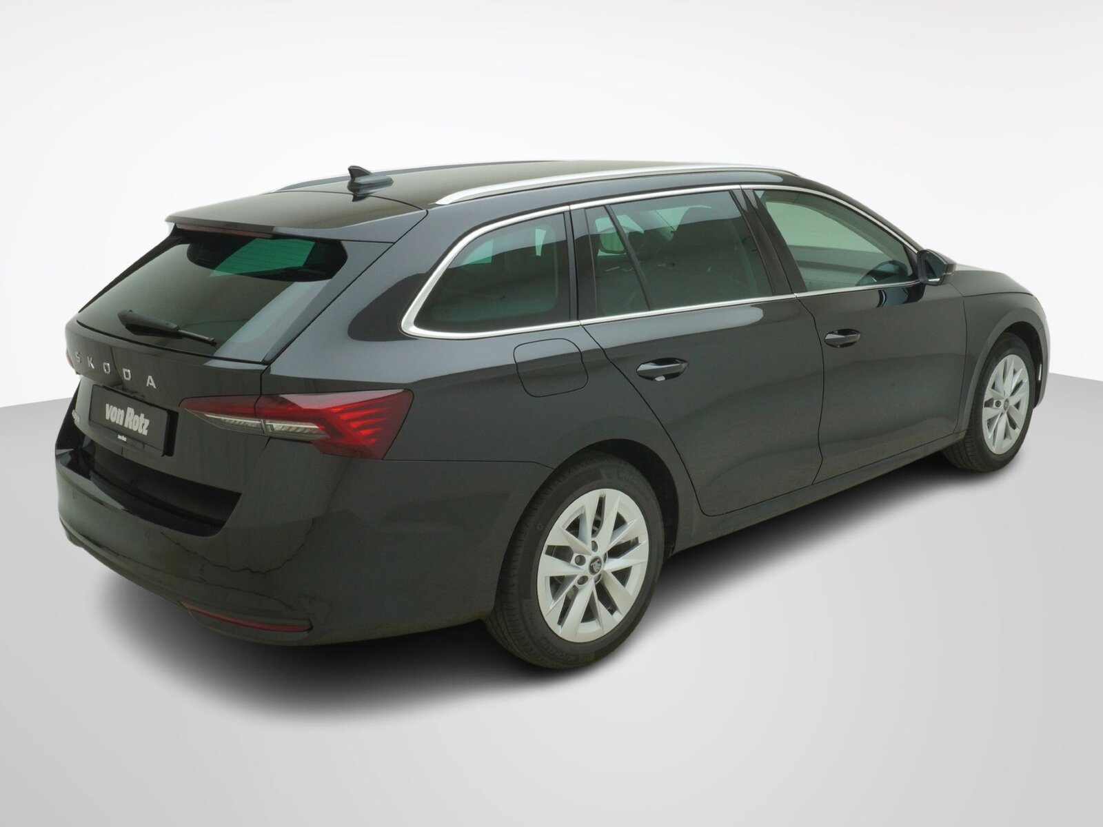 SKODA Octavia 2.0 TSI Selection-Loft 4x4 DSG, Essence, Voiture nouvelle, Automatique - 5