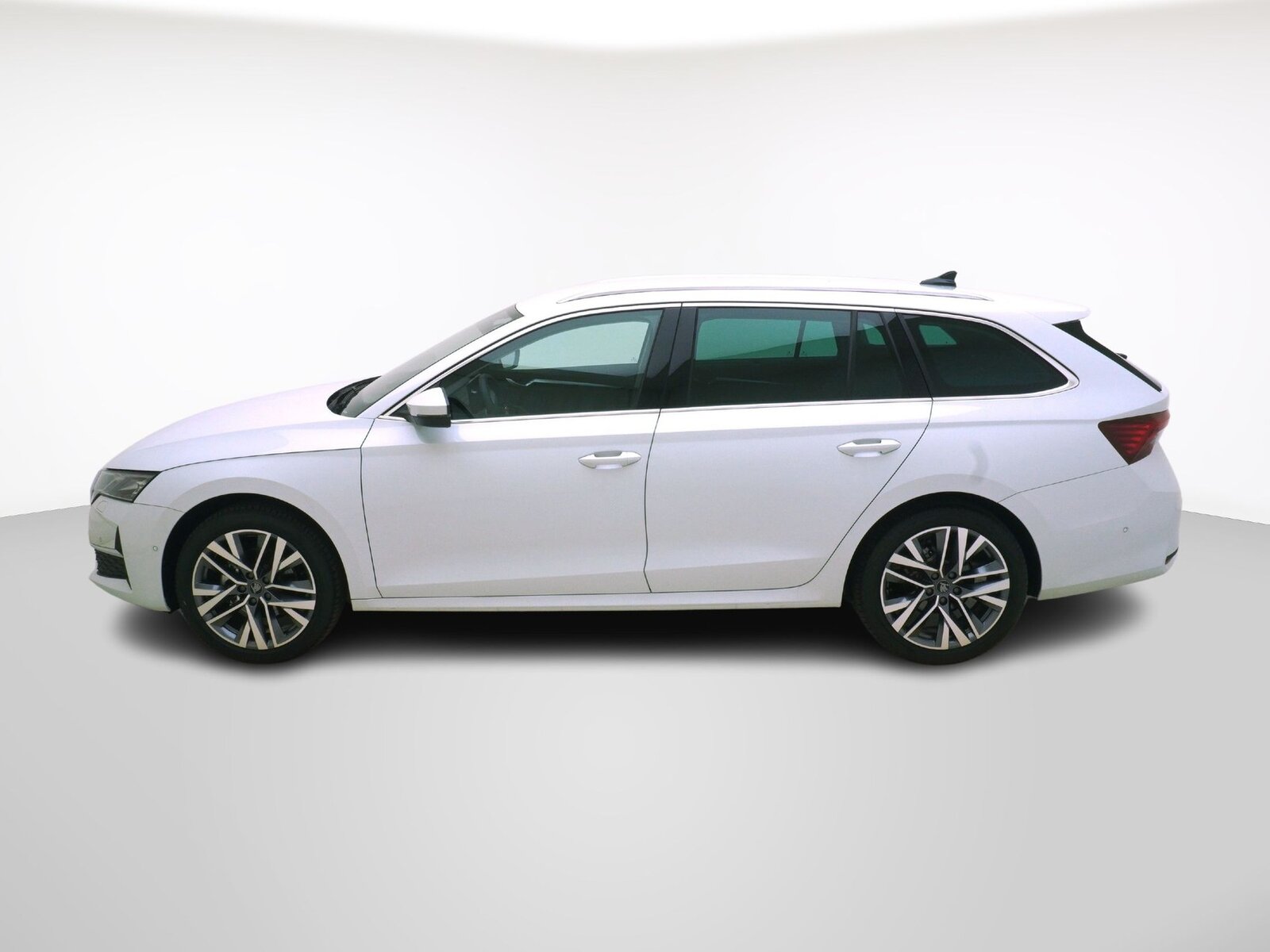 SKODA Octavia 1.5 TSI mHEV Selection-Lounge DSG, Hybride Léger Essence/Électricité, Voiture nouvelle, Automatique - 2
