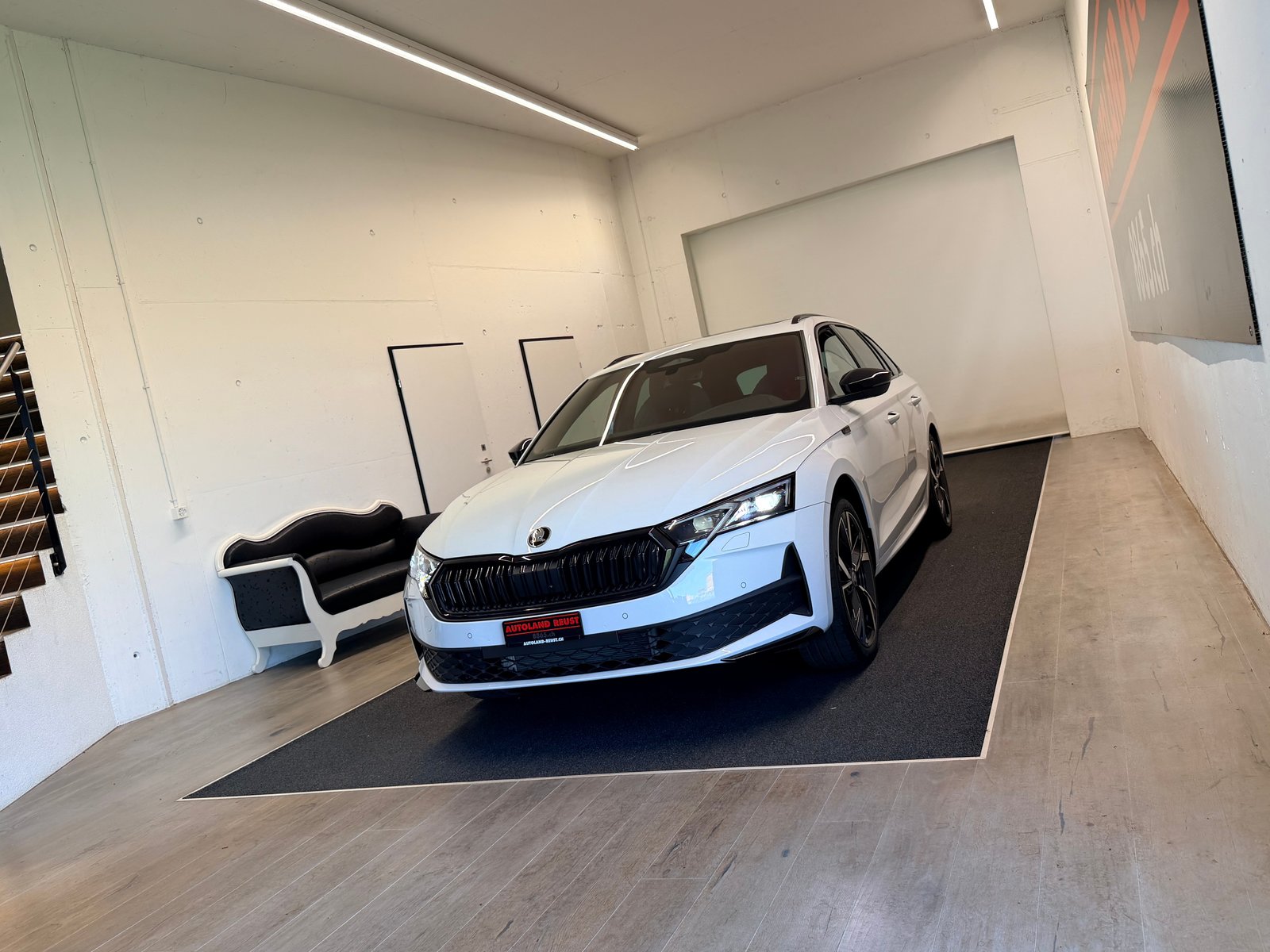 SKODA Octavia Combi 2.0 TSI DSG Sport Line 4x4, Benzin, Neuwagen, Automatik - 2