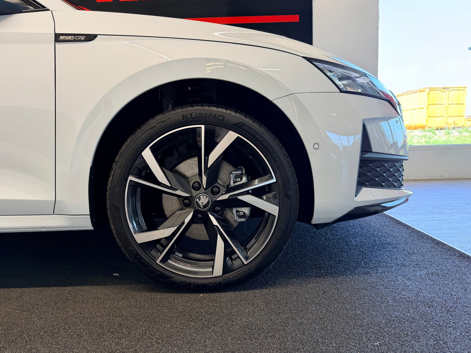 SKODA Octavia Combi 2.0 TSI DSG Sport Line 4x4, Benzin, Neuwagen, Automatik - 7