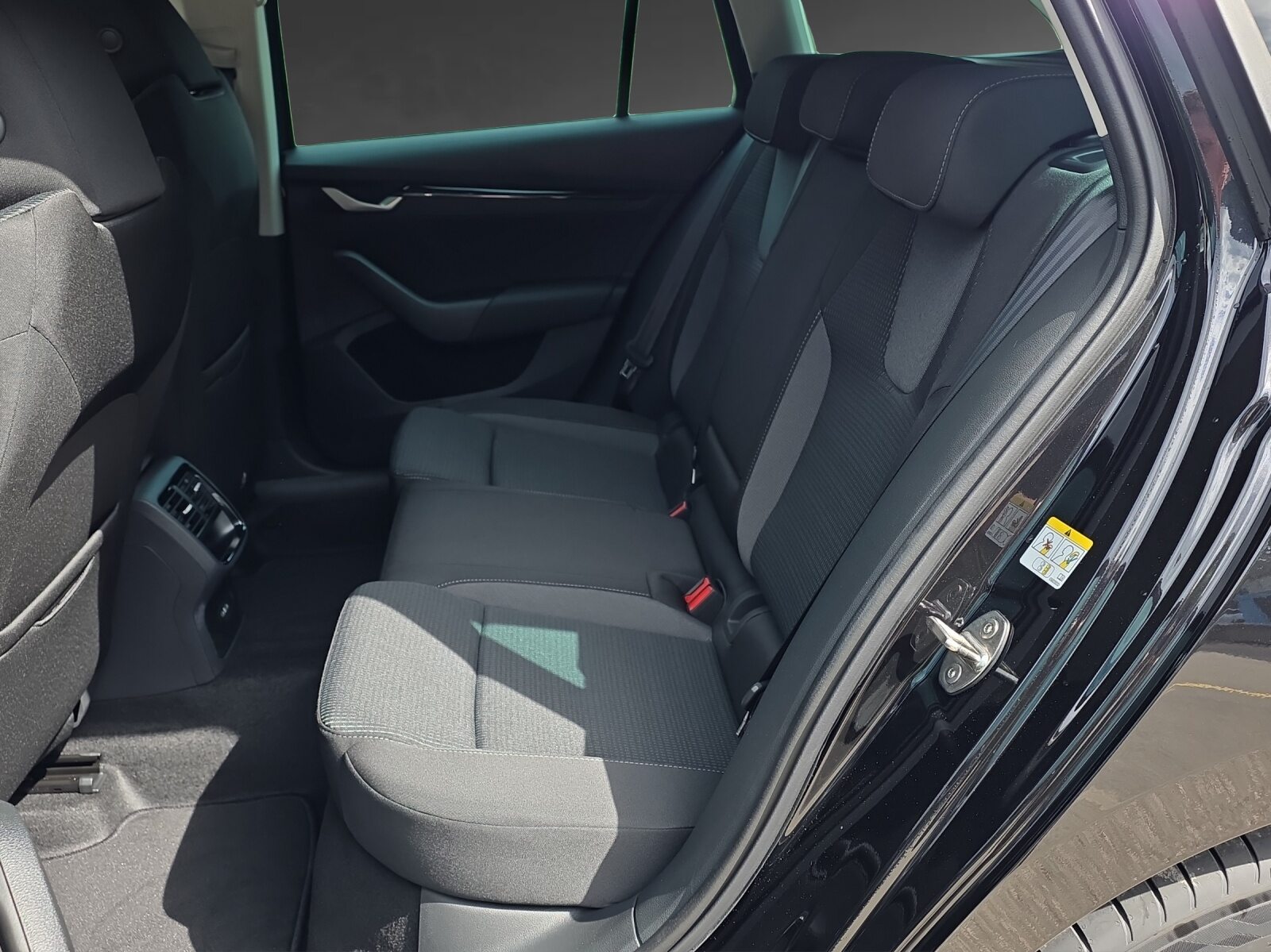 SKODA Octavia Selection, Benzin, Neuwagen, Automatik - 7