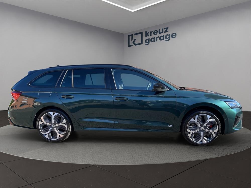 SKODA Octavia RS 30 Years Edition (Netto), Petrol, New car, Automatic - 2