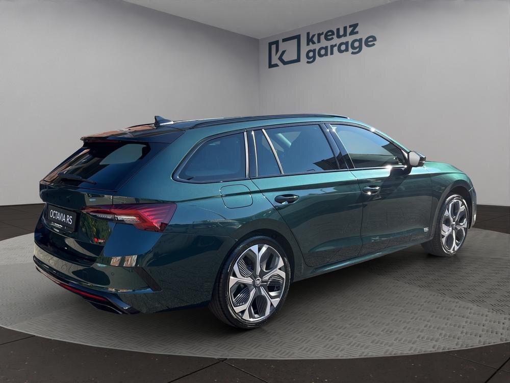 SKODA Octavia RS 30 Years Edition (Netto), Petrol, New car, Automatic - 3