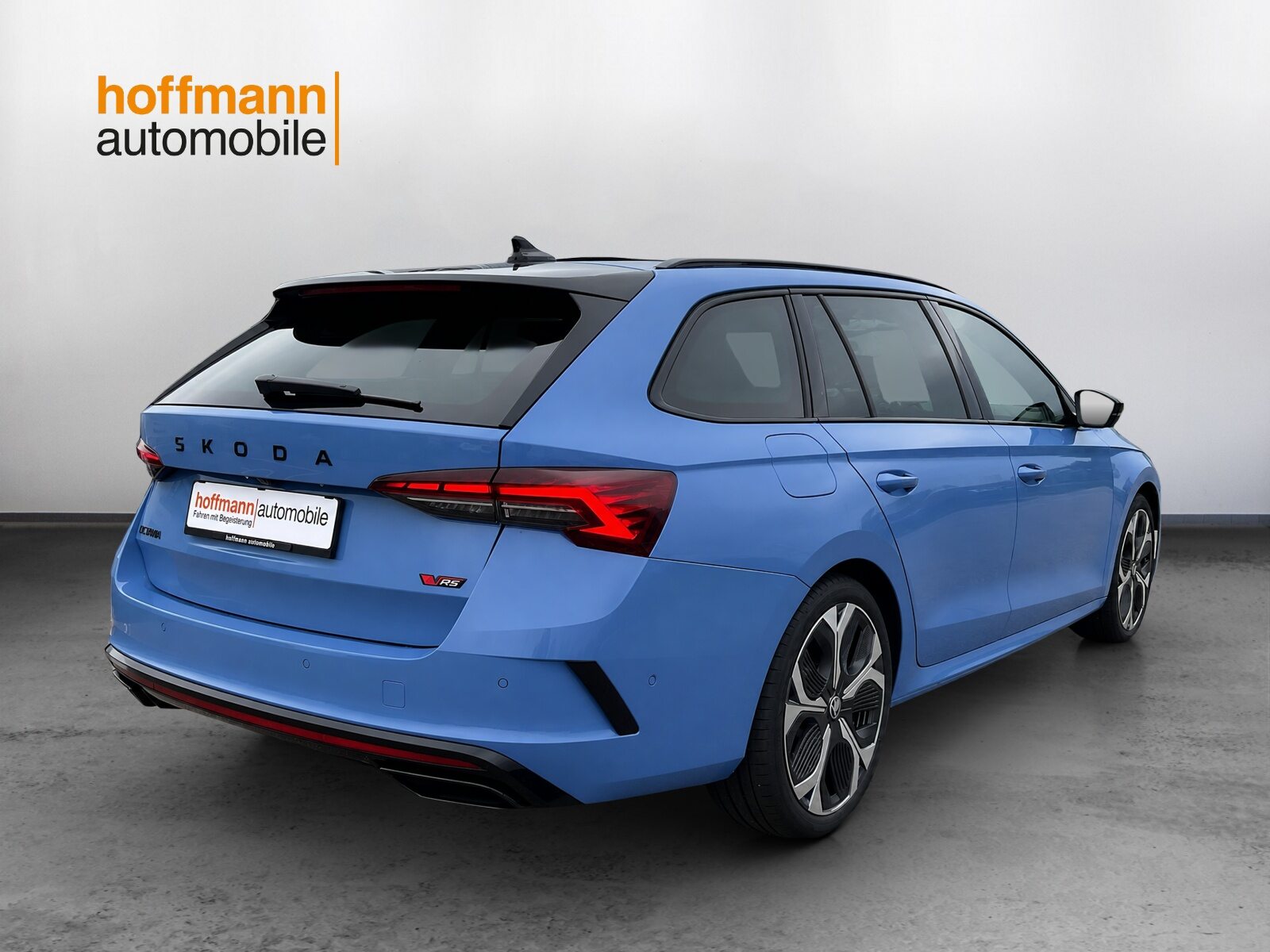SKODA Octavia RS 30 Years Edition (Netto), Petrol, New car, Automatic - 4
