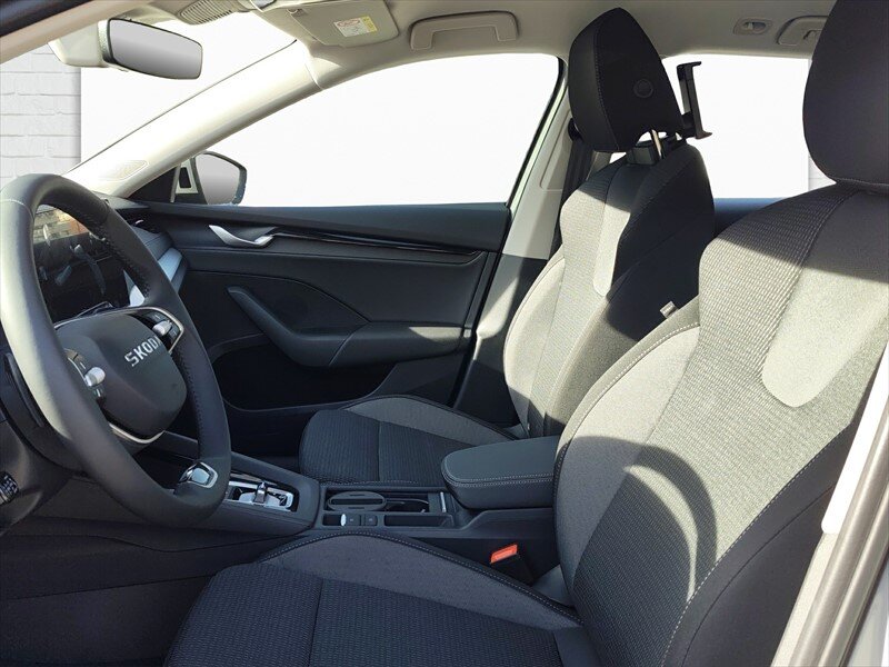 SKODA Octavia Combi 2.0 TSI Selection 4x4 DSG, Benzina, Auto nuove, Automatico - 5