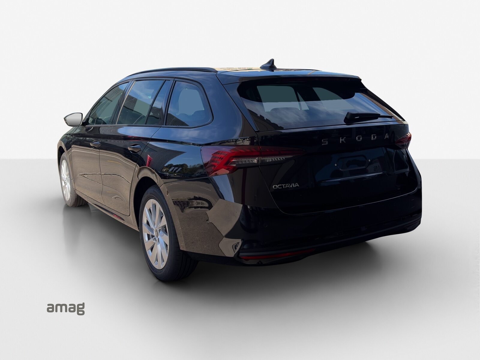 SKODA Octavia Selection, Diesel, Neuwagen, Automatik - 3