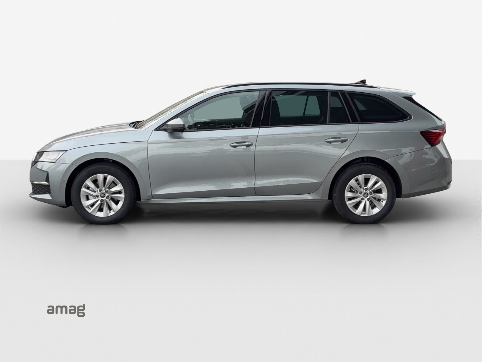 SKODA Octavia Selection MHEV, Petrol, New car, Automatic - 2