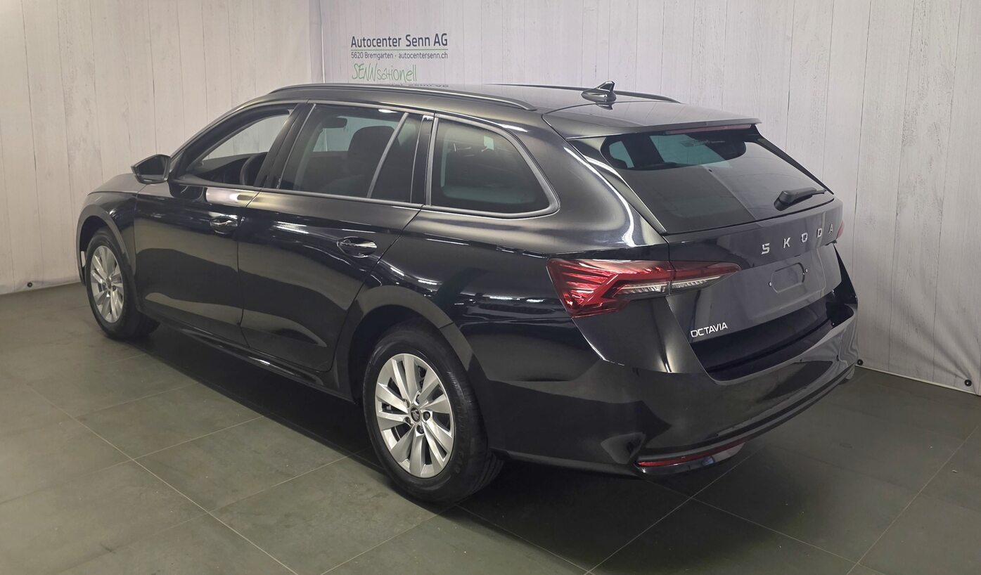 SKODA Octavia Selection, Diesel, Auto nuove, Automatico - 4