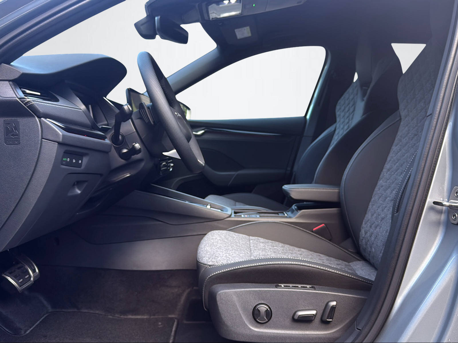 SKODA Octavia Combi 2.0 TSI Dynamic 4x4 DSG, Essence, Voiture nouvelle, Automatique - 5