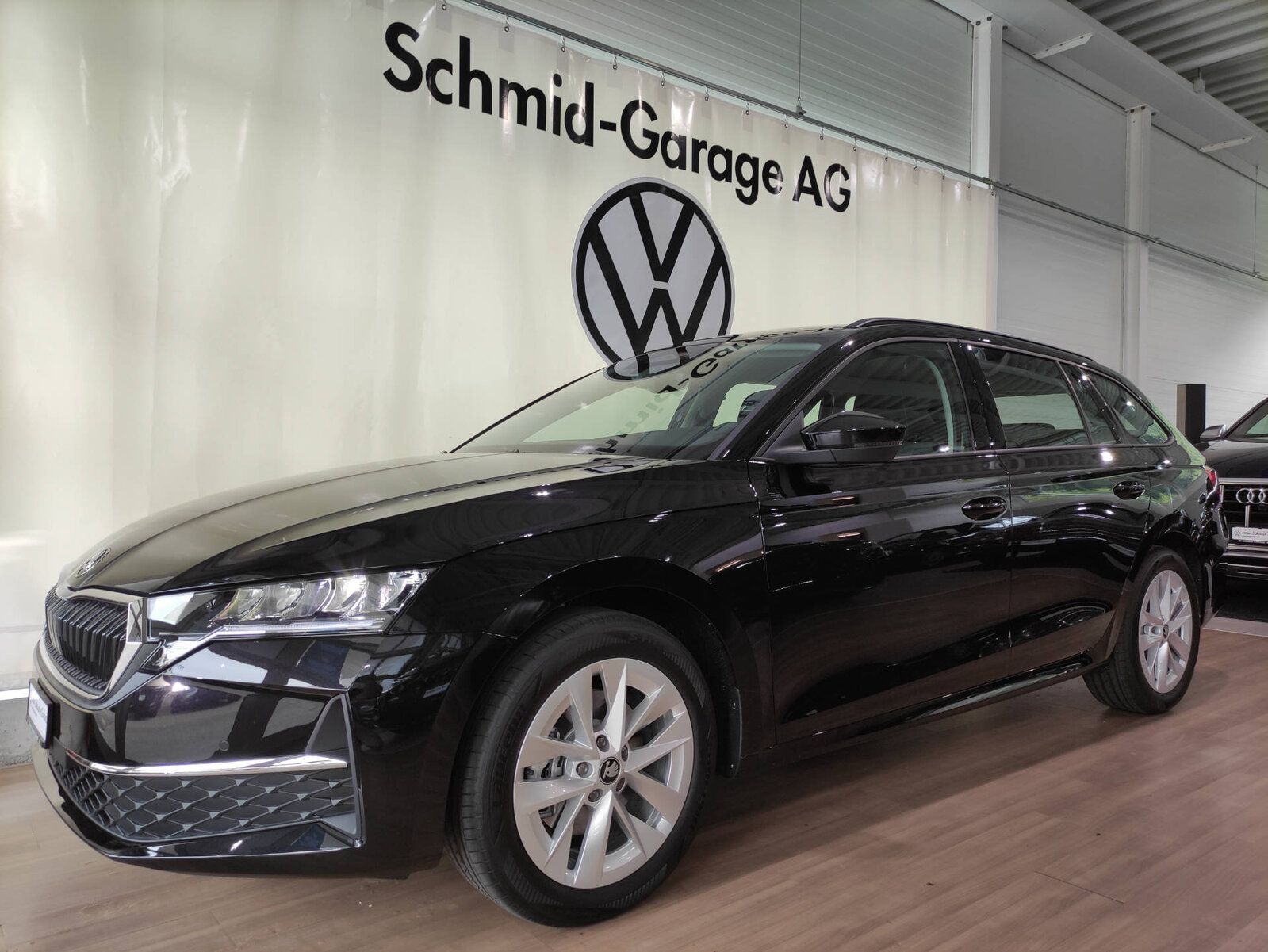 SKODA Octavia Combi 2.0 TSI Selection 4x4 DSG Loft, Essence, Voiture nouvelle, Automatique - 2