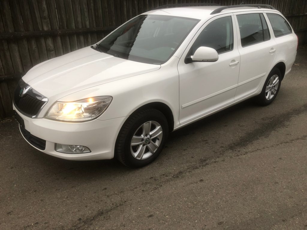 SKODA OCTAVIA 1.6 TDI AllDrive 4x4, Diesel, Occasion / Utilisé, Manuelle - 2