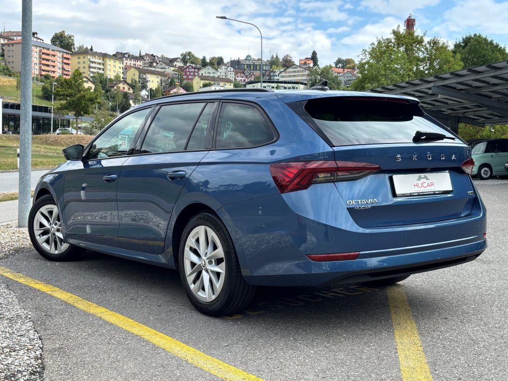 SKODA OCTAVIA Combi 1.0 mHEV DSG Style, Mild-Hybrid Benzin/Elektro, Occasion / Gebraucht, Automatik - 2