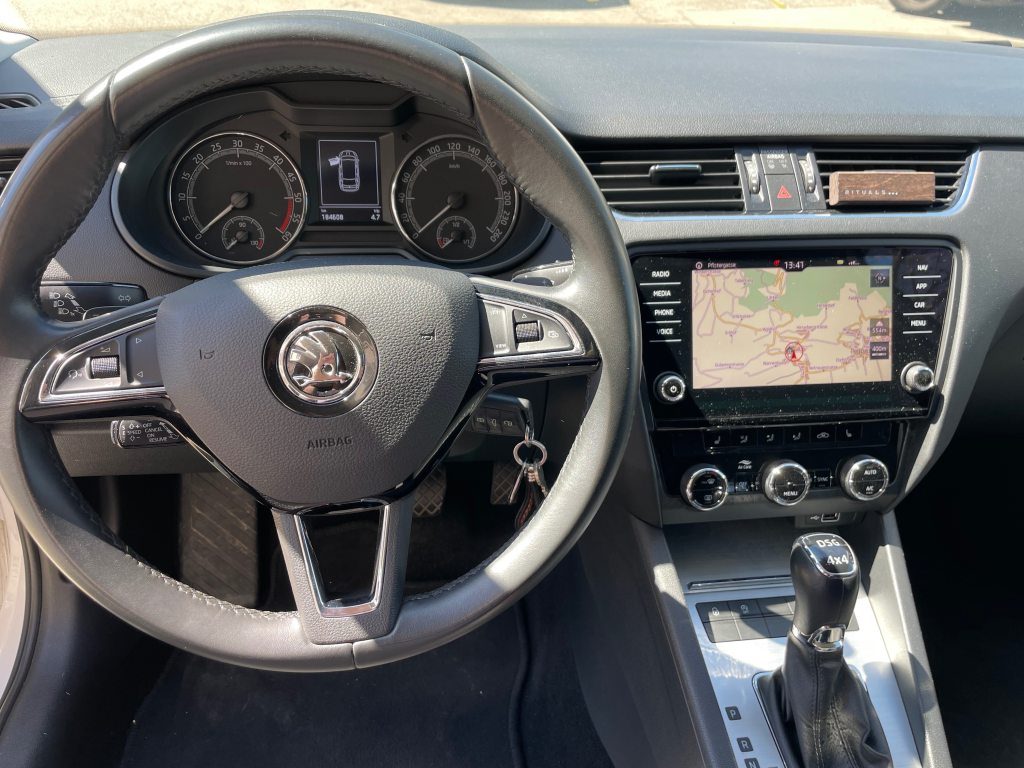 SKODA OCTAVIA 2.0 TDI 150 Ambition 4x4 DSG, Diesel, Occasioni / Usate, Automatico - 4