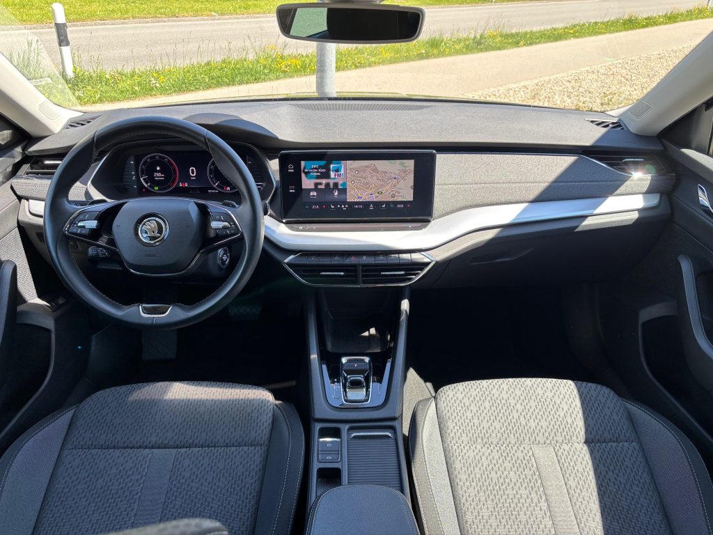 SKODA OCTAVIA Combi 2.0 TDI DSG Style, Diesel, Occasion / Gebraucht, Automatik - 7
