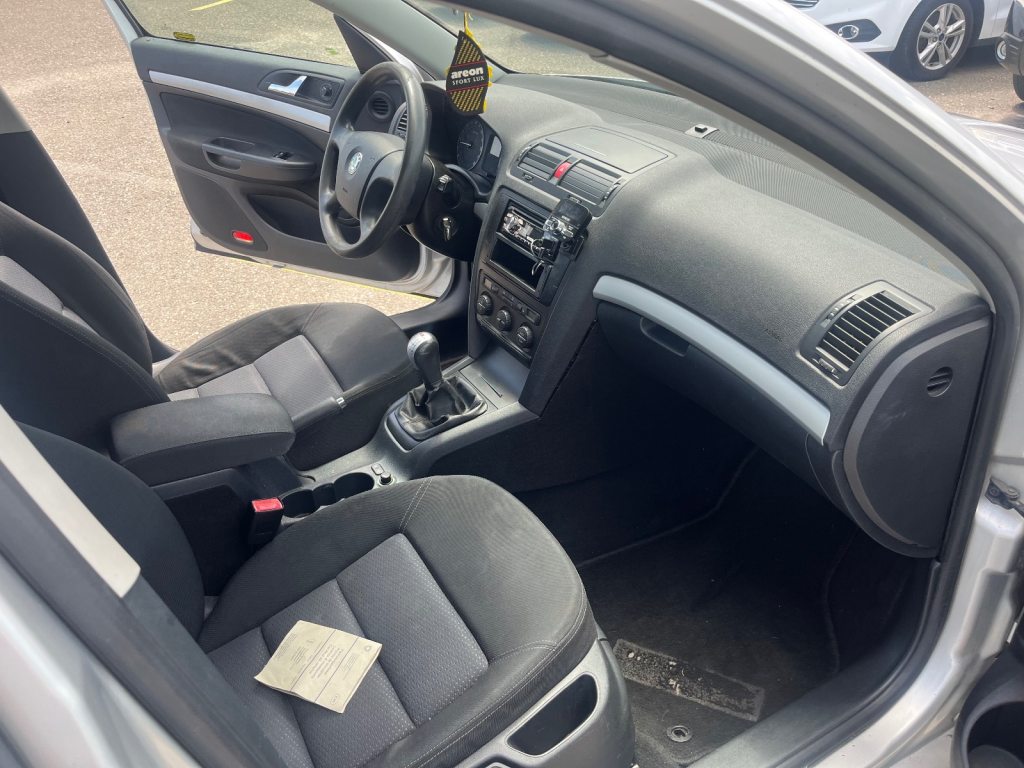 SKODA OCTAVIA 1.9 TDI 105 Adventure 4x4, Diesel, Occasion / Gebraucht, Handschaltung - 7