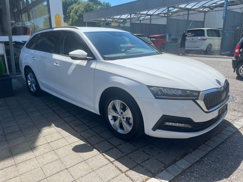 SKODA OCTAVIA 2.0 TDI Ambition 4x4 DSG, Diesel, Occasion / Utilisé, Automatique - 7