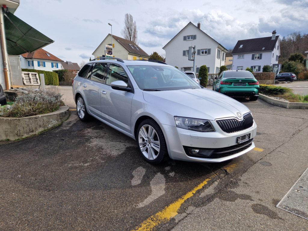 SKODA OCTAVIA 1.8 TSI Ambition 4x4 DSG, Petrol, Second hand / Used, Automatic - 4