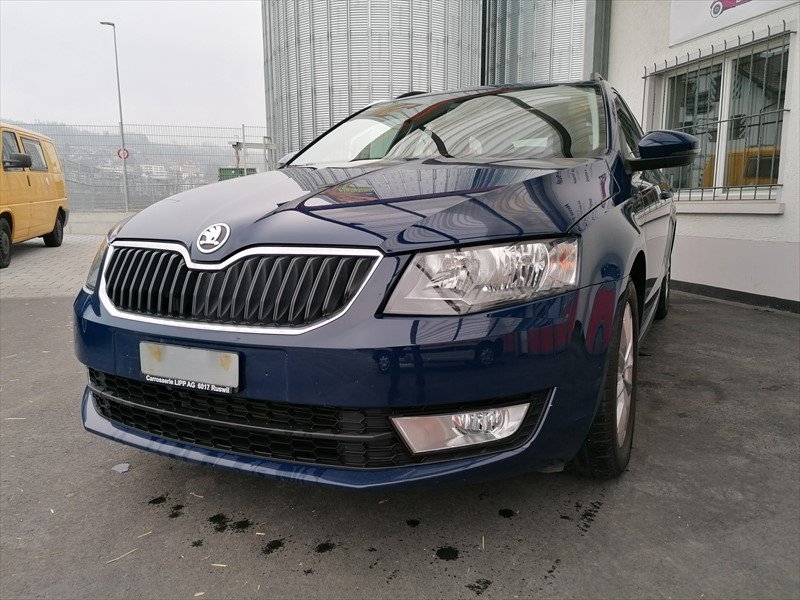 SKODA OCTAVIA Combi Mod. 2013-, Benzin, Occasion / Gebraucht, Automatik - 2