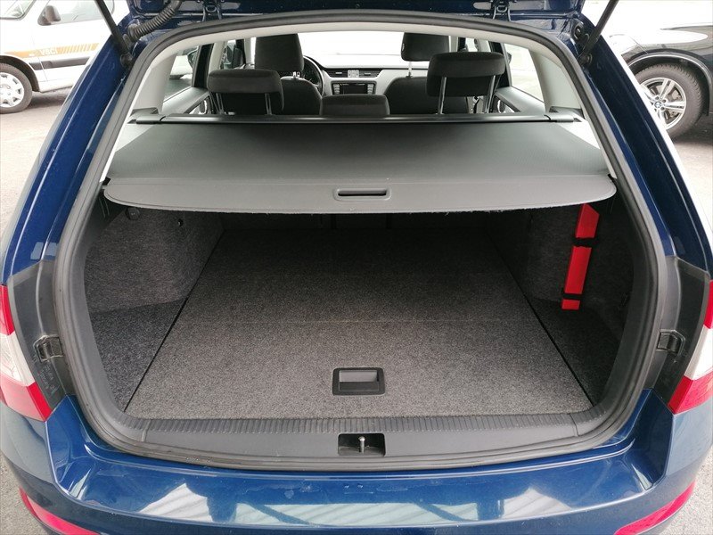 SKODA OCTAVIA Combi Mod. 2013-, Benzin, Occasion / Gebraucht, Automatik - 7