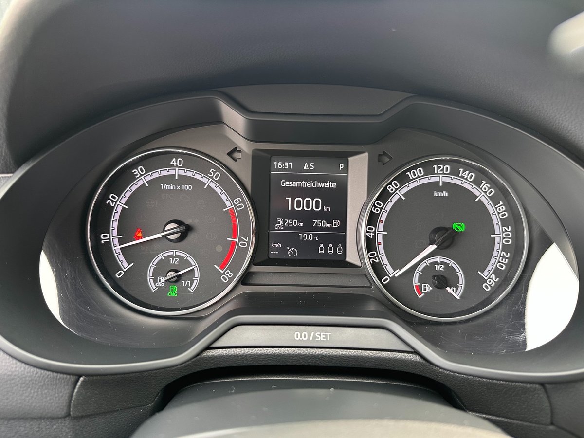 SKODA Octavia Combi 1.4 TSI G-tec Ambition CNG DSG, Occasion / Utilisé, Automatique - 2