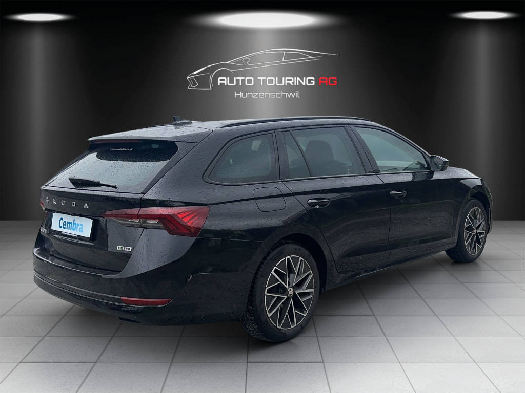 SKODA Octavia Combi 1.5 TSI Style DSG, Mild-Hybrid Petrol/Electric, Second hand / Used, Automatic - 3