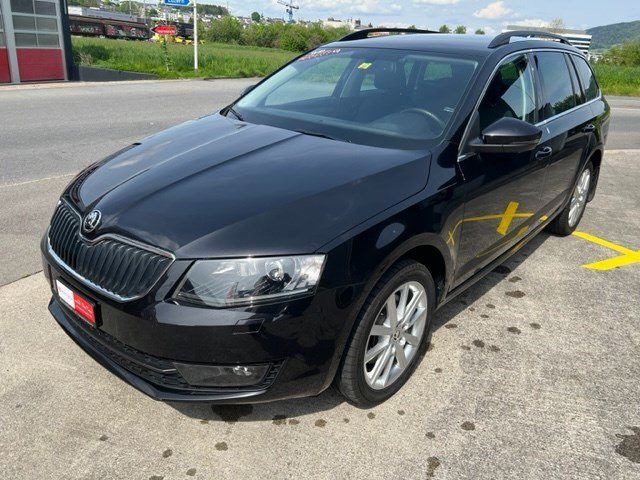 SKODA Octavia Combi 2.0 TDI Style 4x4 DSG, Diesel, Occasion / Gebraucht, Automat - 3