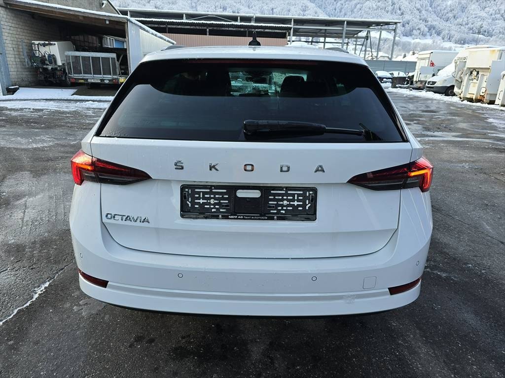 SKODA Octavia Combi 2.0 TDI DSG Ambition, Diesel, Occasion / Utilisé, Automatique - 4