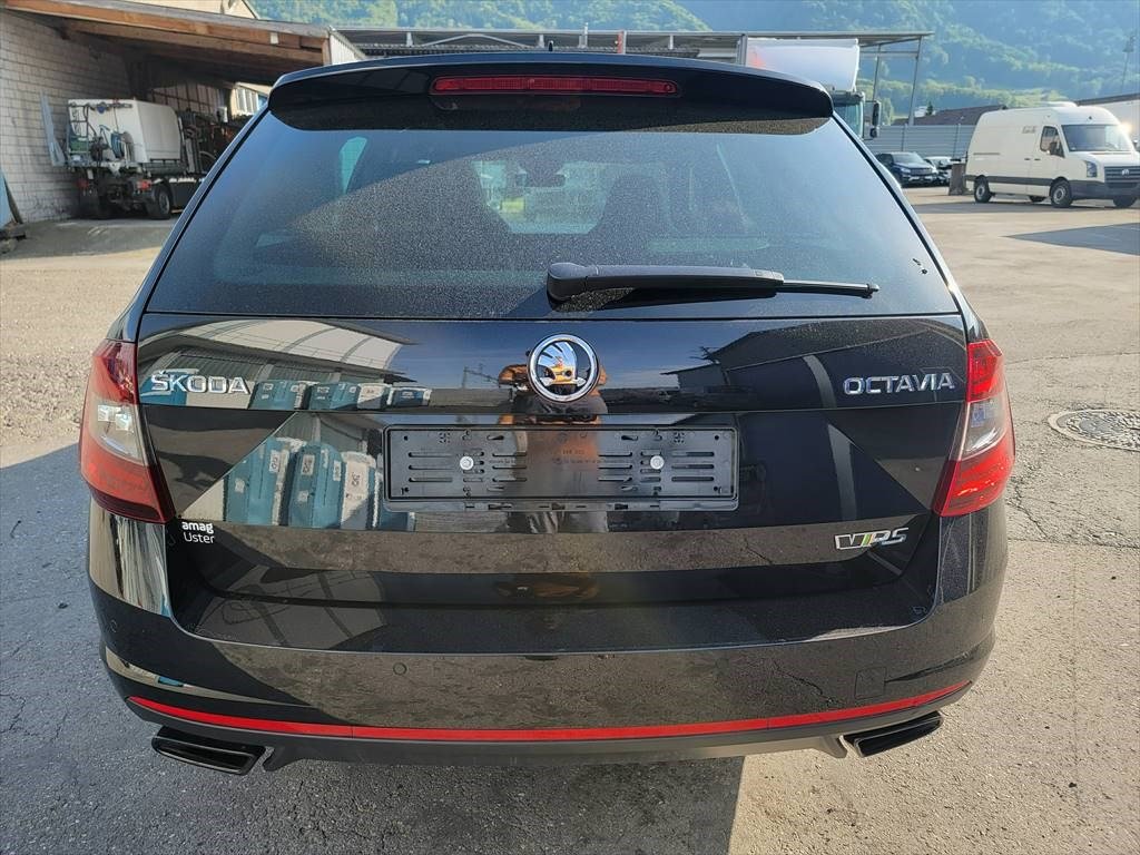 SKODA Octavia Combi 2.0 TSI RS 245 DSG, Benzin, Occasion / Gebraucht, Automat - 4