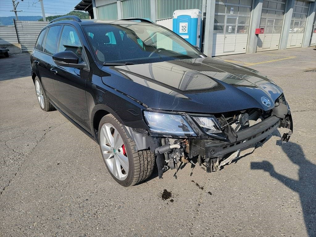 SKODA Octavia Combi 2.0 TSI RS 245 DSG, Benzin, Occasion / Gebraucht, Automat - 7