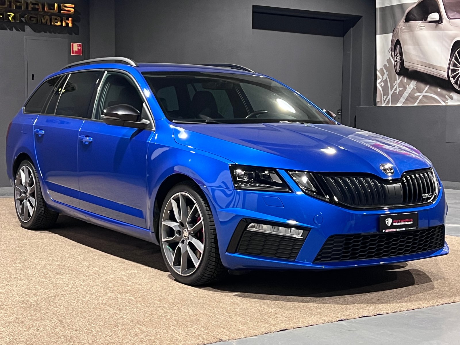 SKODA Octavia Combi 2.0 TSI RS
