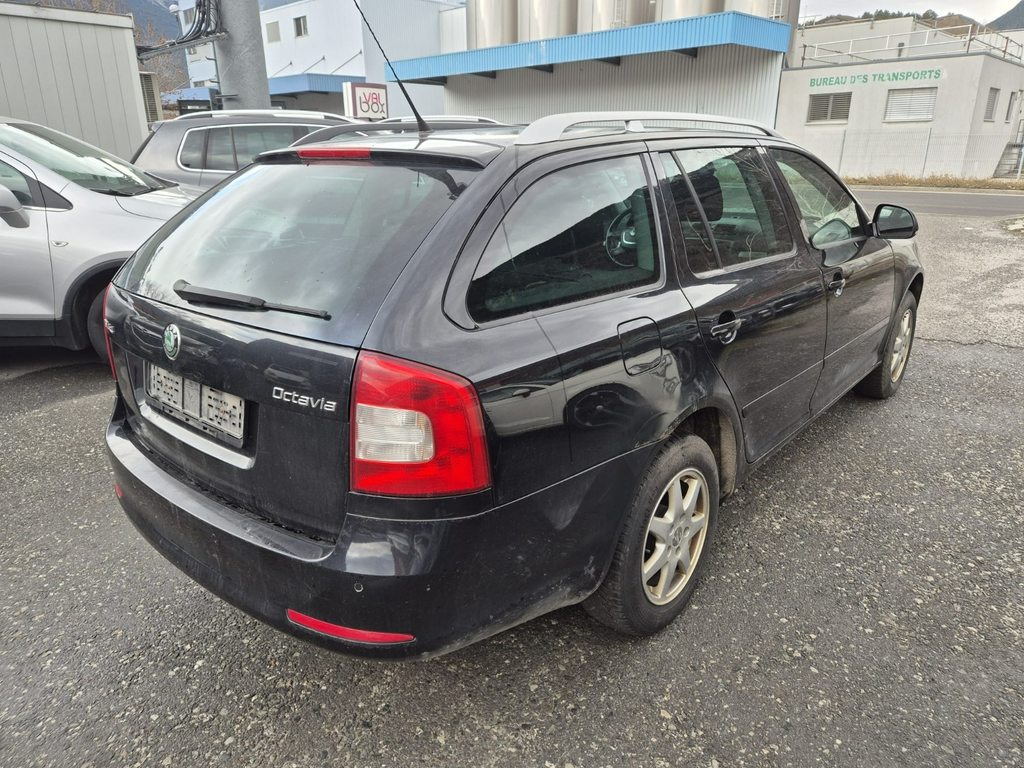 SKODA Octavia Combi 1.8 T-FSI Adventure 4x4, Benzina, Occasioni / Usate, Manuale - 5
