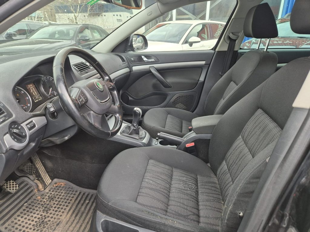 SKODA Octavia Combi 1.8 T-FSI Adventure 4x4, Benzina, Occasioni / Usate, Manuale - 6
