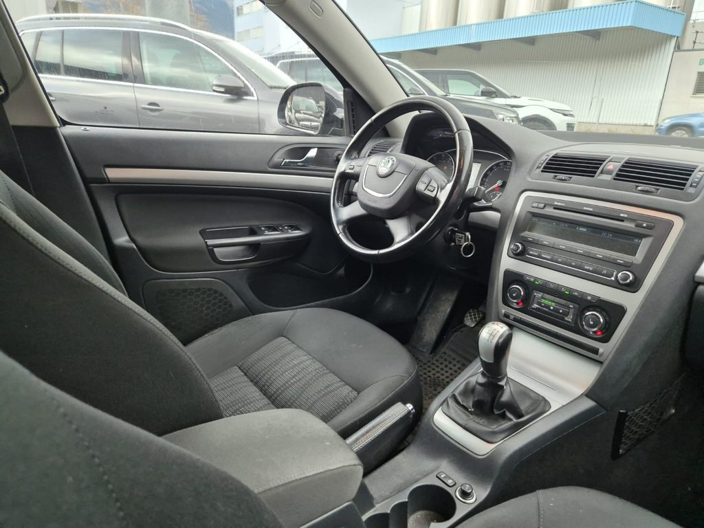 SKODA Octavia Combi 1.8 T-FSI Adventure 4x4, Benzina, Occasioni / Usate, Manuale - 7