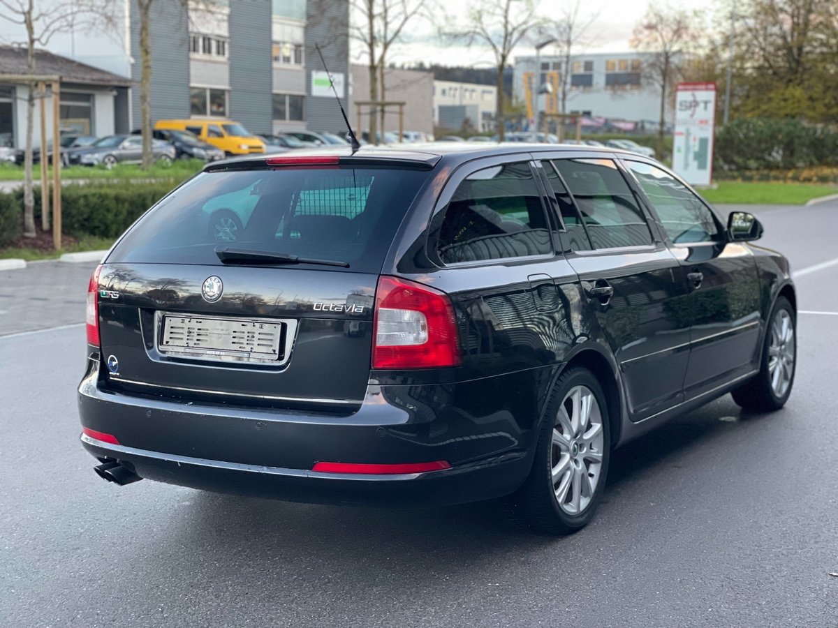 SKODA Octavia Combi 2.0 TSI RS DSG, Petrol, Second hand / Used, Automatic - 4