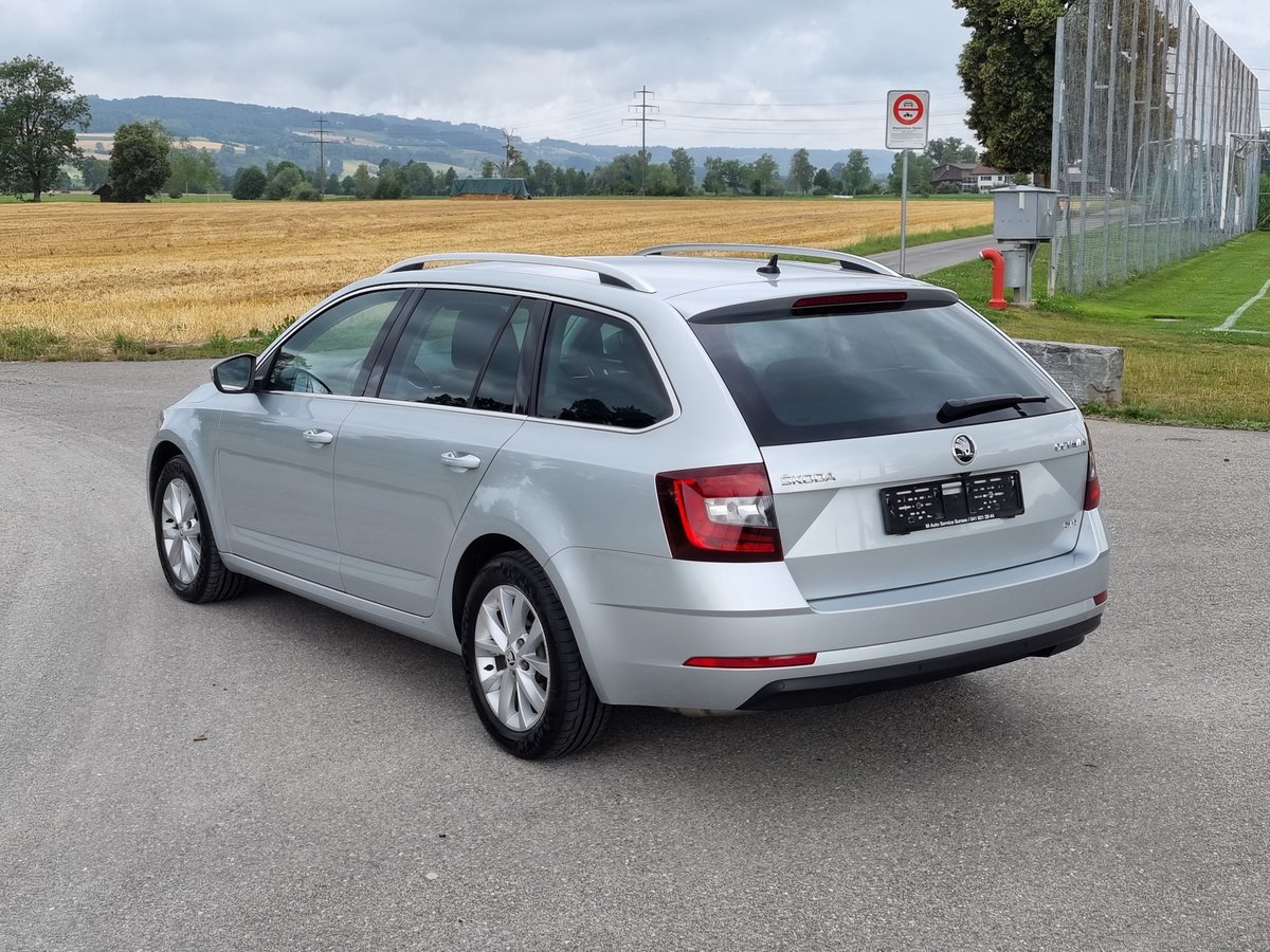 SKODA Octavia Combi 2.0 TDI Style 4x4 DSG, Diesel, Occasion / Utilisé, Automatique - 4