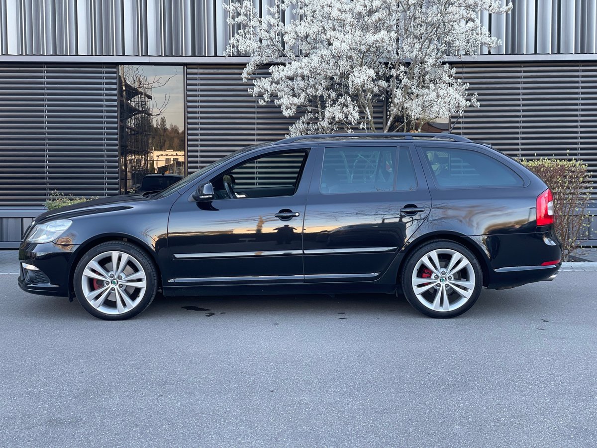 SKODA Octavia Combi 2.0 TDI RS, Diesel, Occasioni / Usate, Manuale - 2