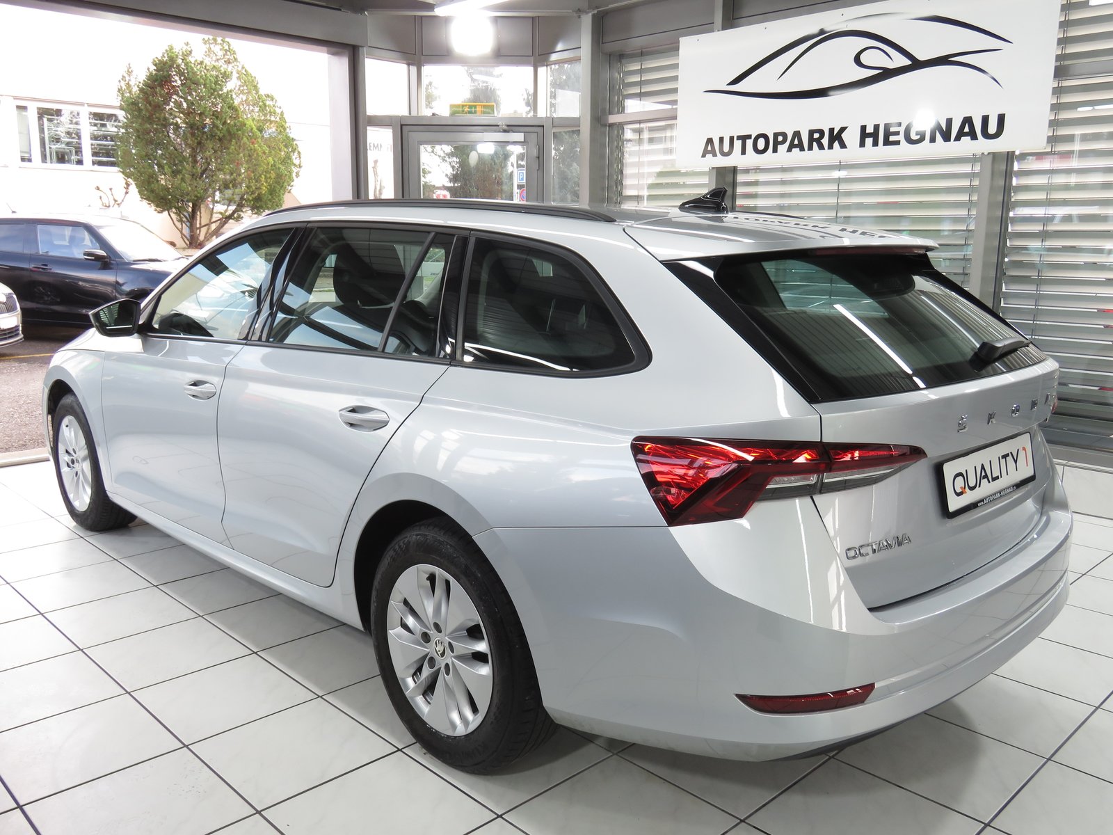 SKODA Octavia Combi 2.0 TDI Ambition, Diesel, Occasioni / Usate, Manuale - 6