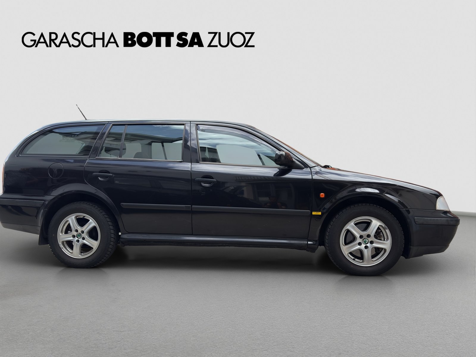 SKODA Octavia Kombi Turbo 1.8 Turbo SLX, Essence, Occasion / Utilisé, Manuelle - 5