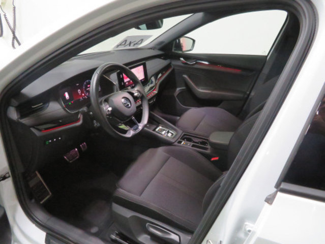 SKODA Octavia 2.0TDI SportL 4x4, Diesel, Occasion / Utilisé, Automatique - 6